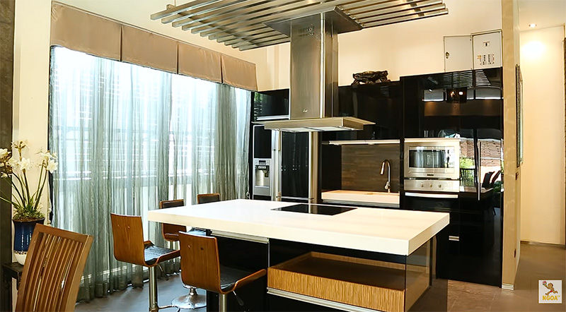 บ้าน เอกชัย ศรีวิชัย