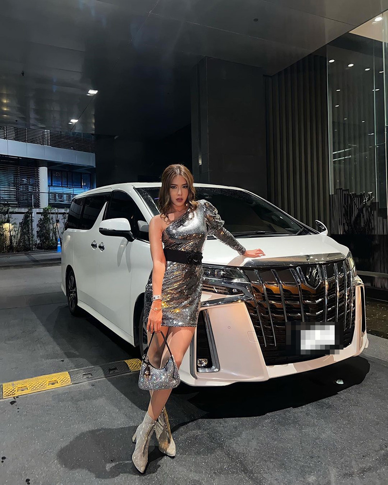 แอล กมลวรรณ 