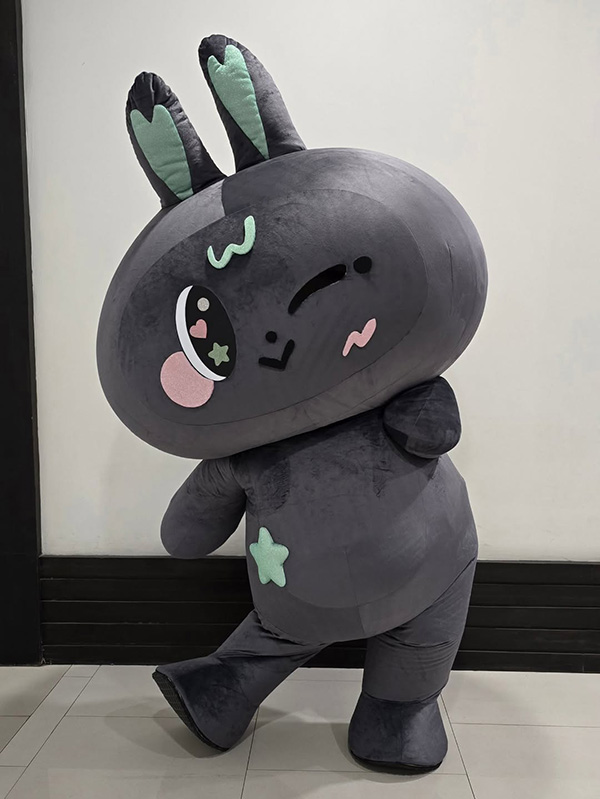 ตุ๊กตาด้อม gmm