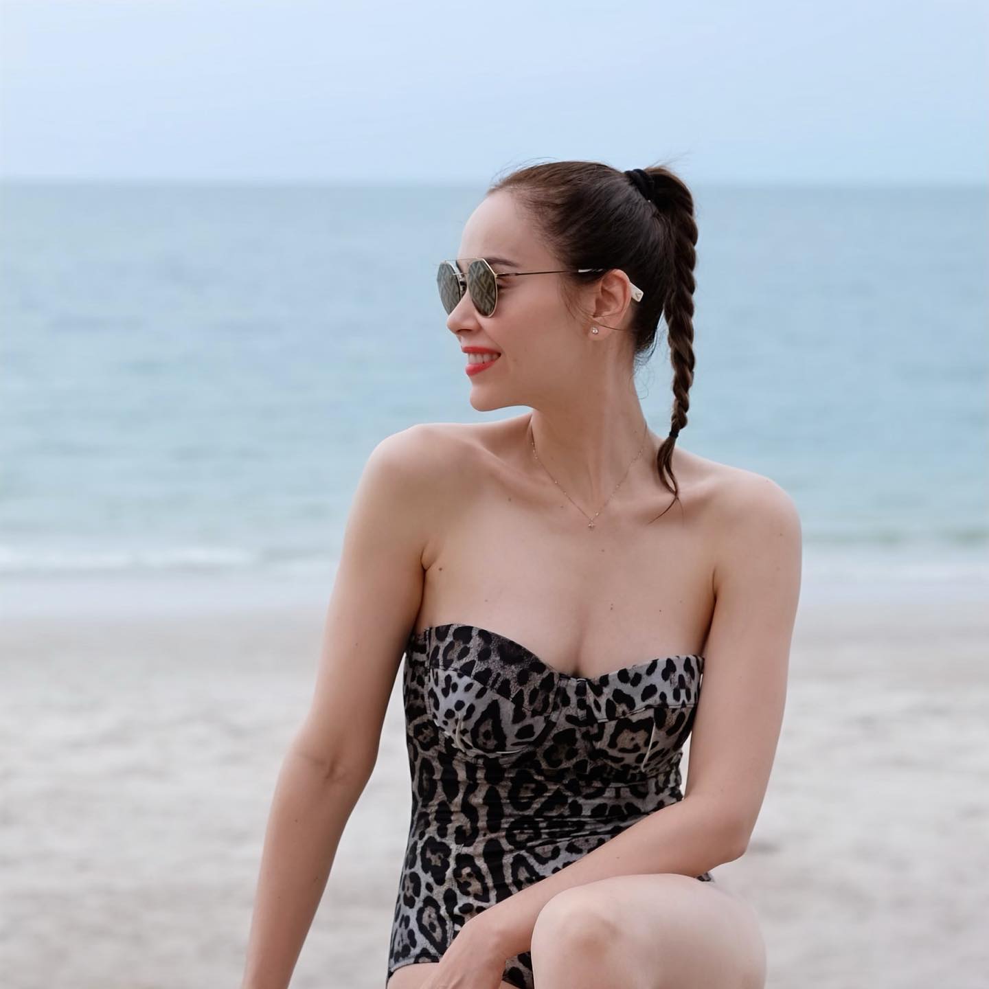 นัท มีเรีย