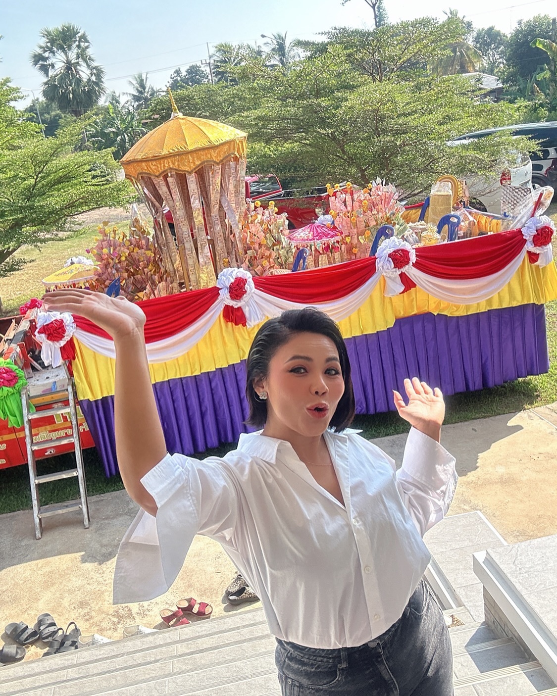 ตั๊กแตน ชลดา