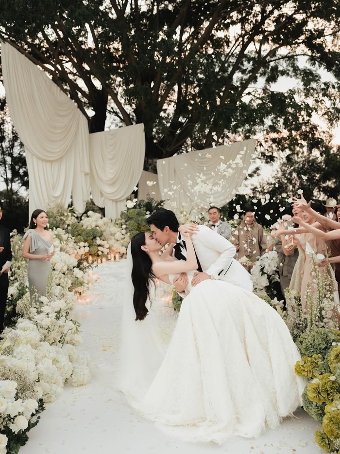 งานแต่งงาน ใหม่ ดาวิก- เต๋อ ฉันทวิชช์