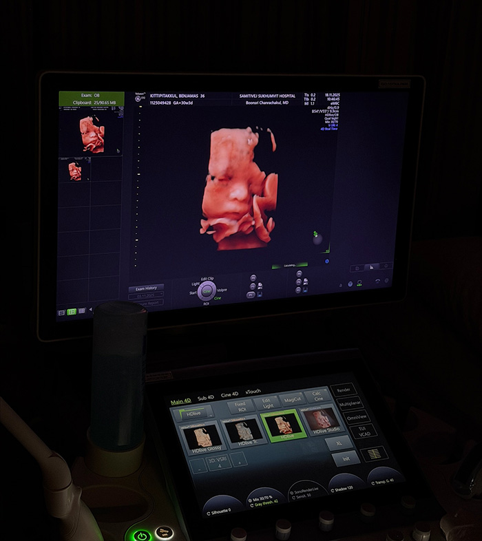 เจมส์ จิรายุ