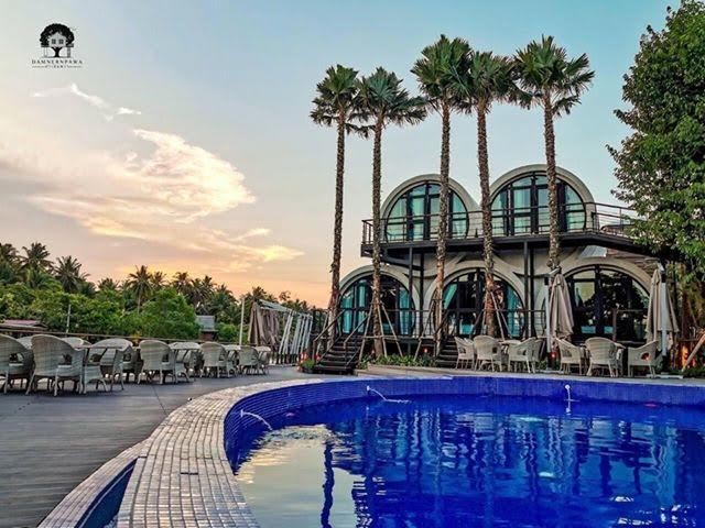 ที่พักหน้าฝน