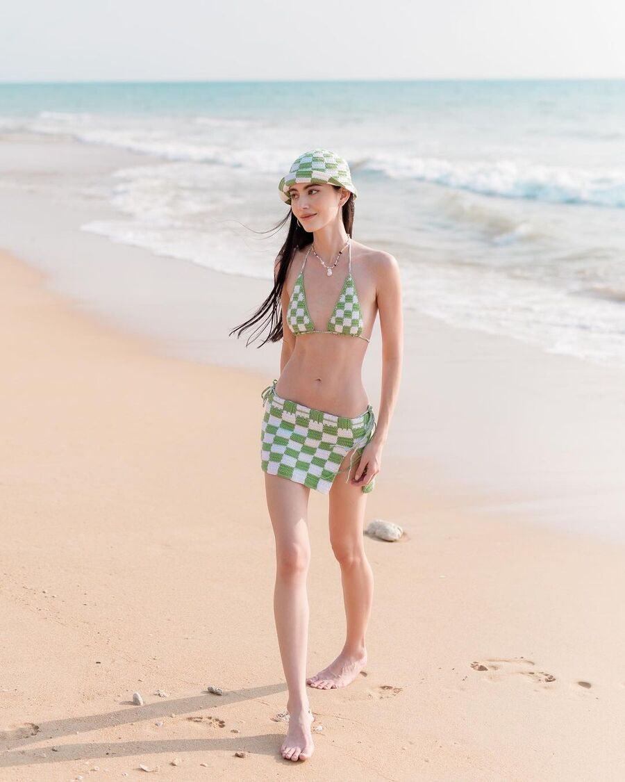 ใหม่ ดาวิกา