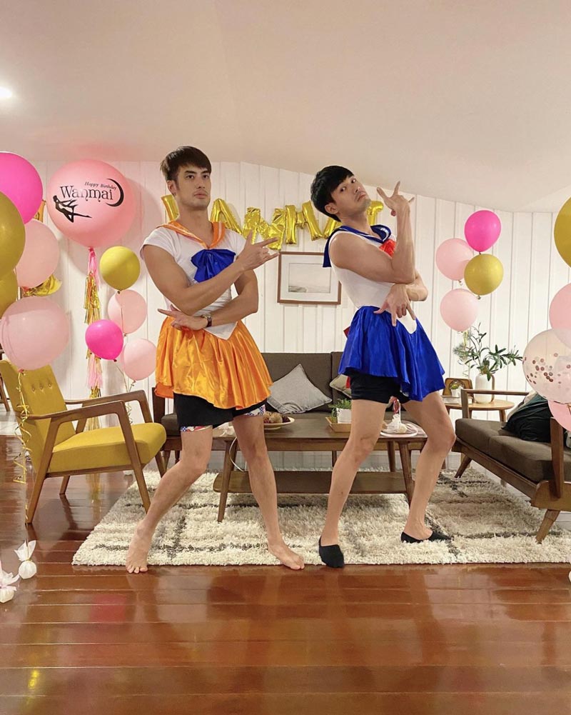 ครอบครัว ฉัตรบริรักษ์