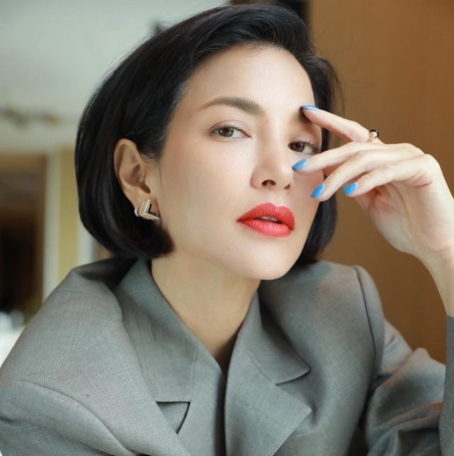 ทรงผมสั้น