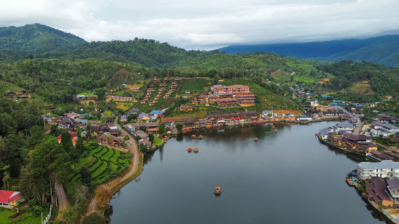 บ้านรักไทยในมุมสูง