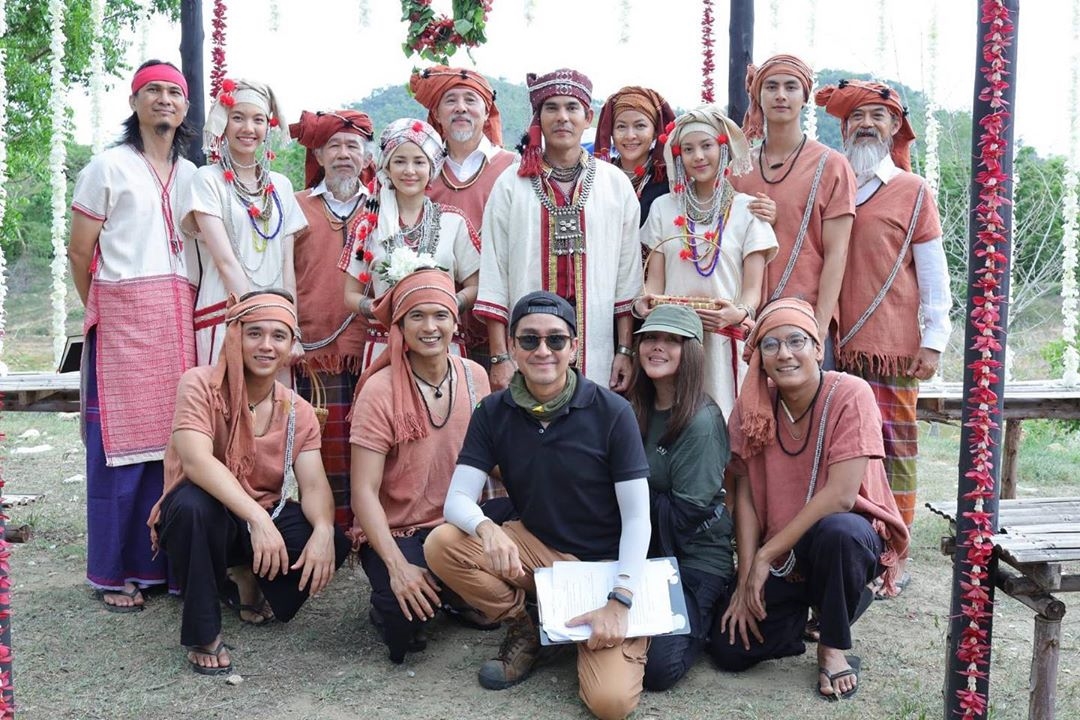 เก็บแผ่นดิน