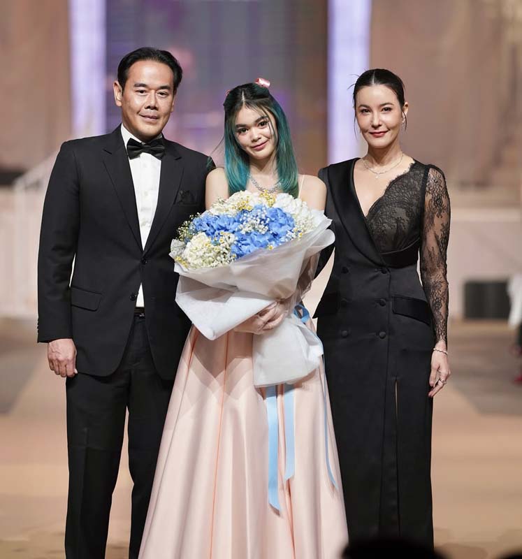 น้องลียา