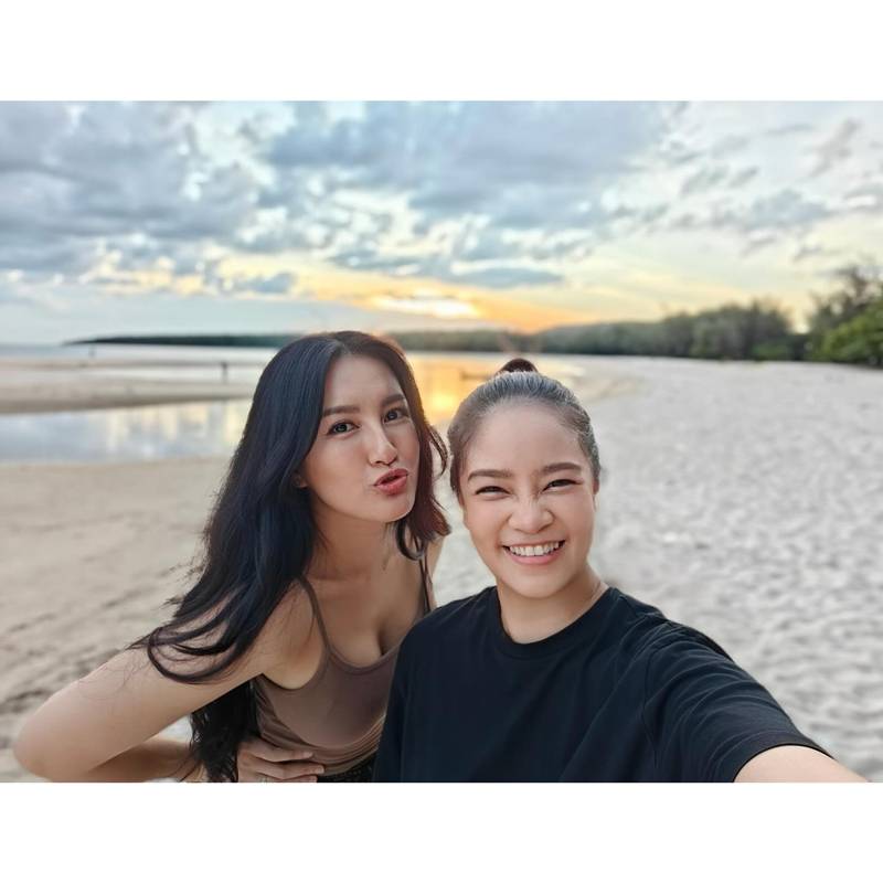 นก อุษณีย์ เซอร์ไพรส์คุกเข่าขอ ม่วย นิธิตรา แต่งงาน
