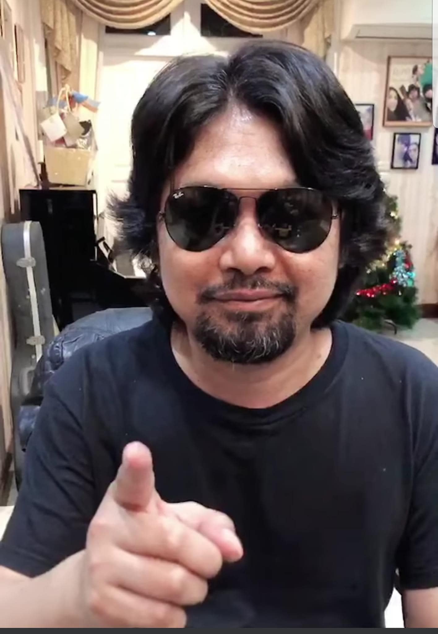 เสก โลโซ