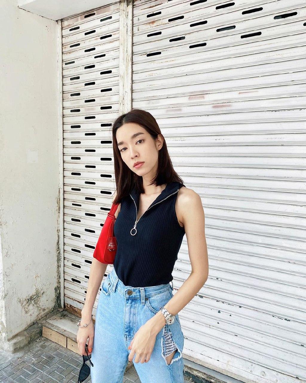 โม มนชนก