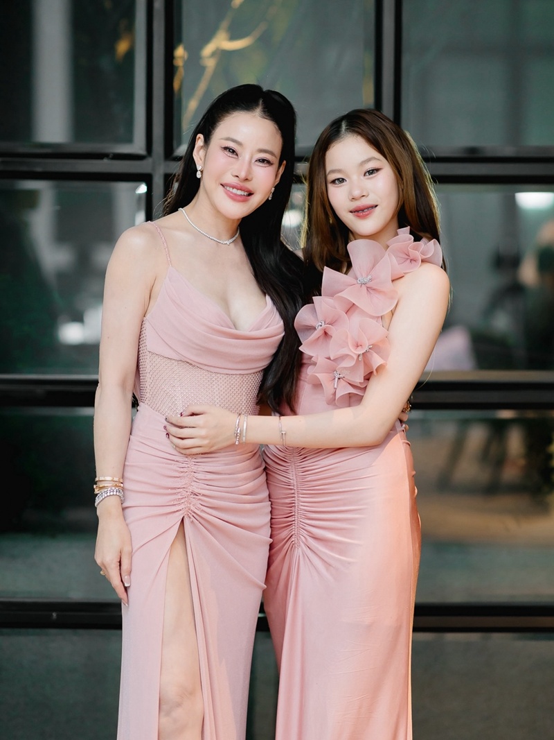 หนิง ปณิตา น้องณิริน