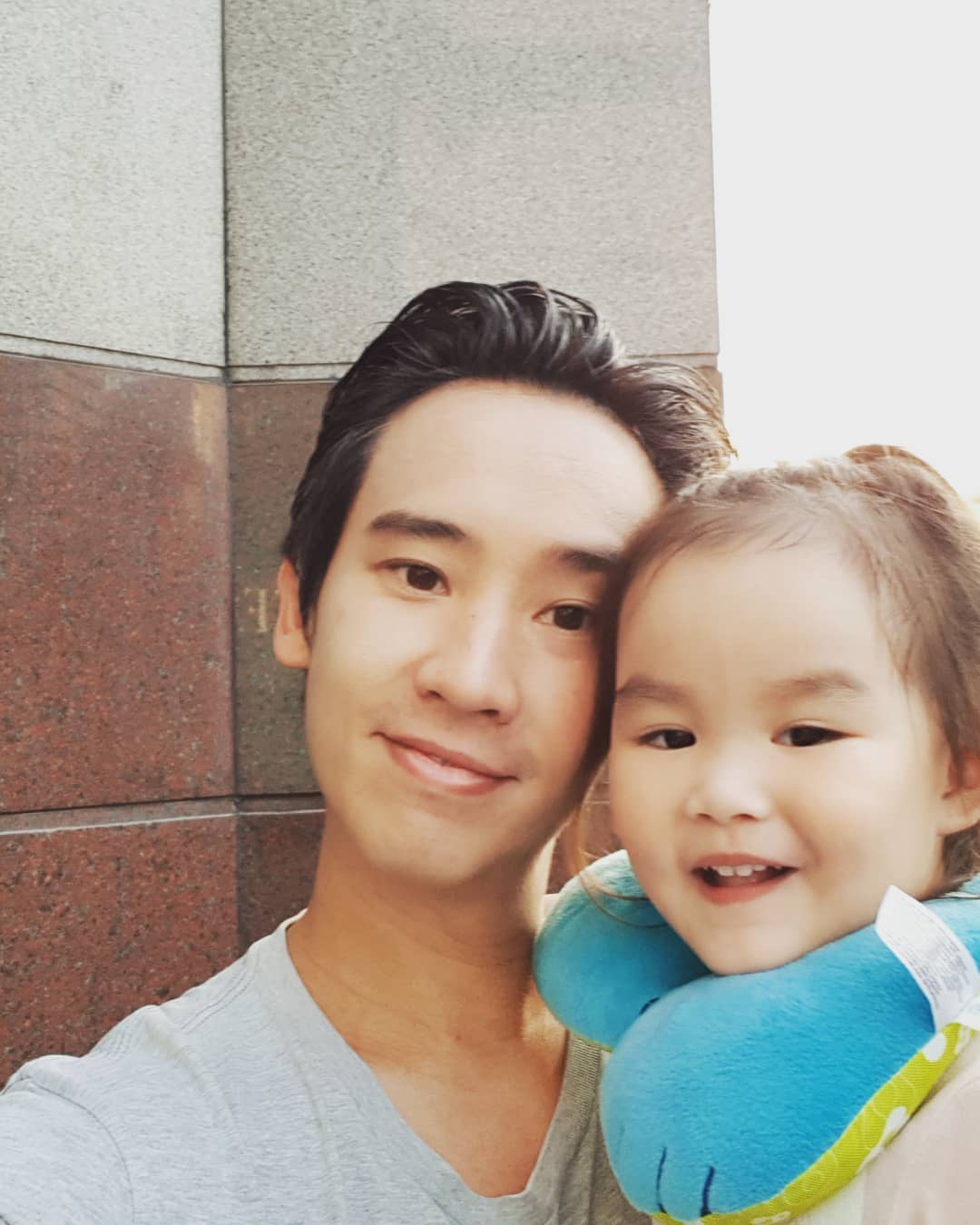 ต่าย ชุติมา ทิม พิธา