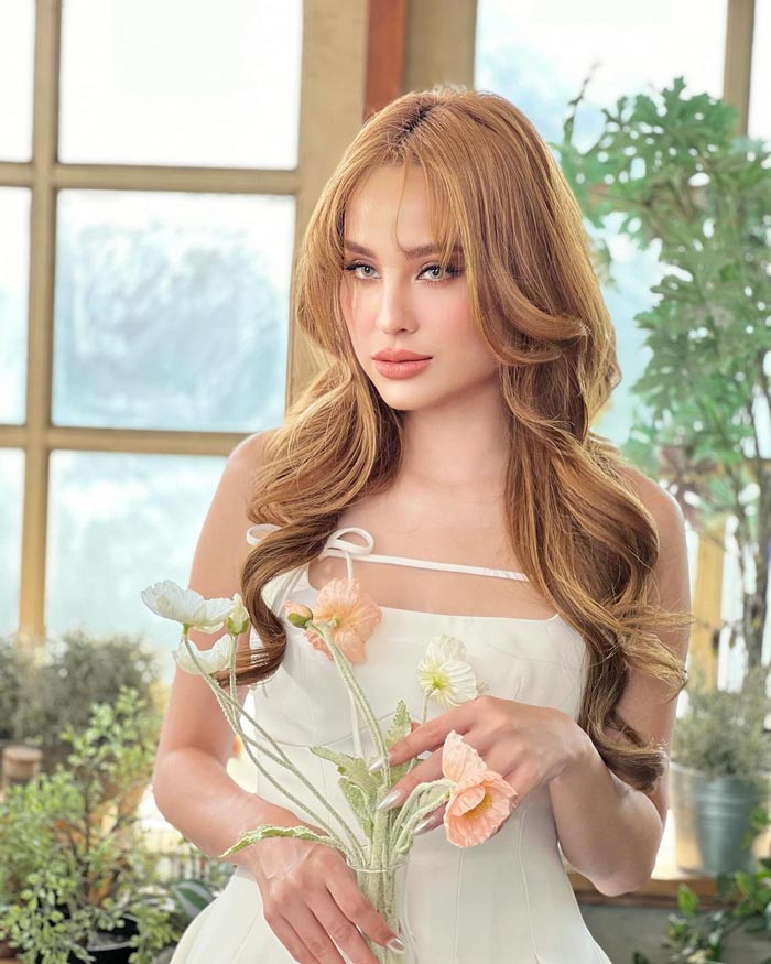 ขวัญ อุษามณี