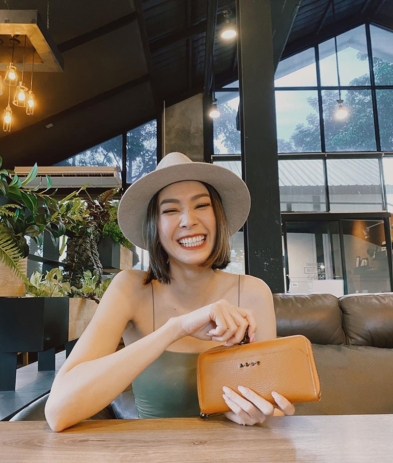 โฟร์ ศกลรัตน์