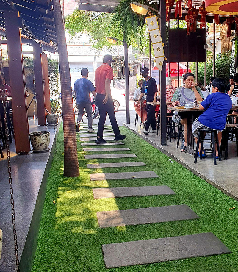 ร้านข้าวซอยนิมมาน เชียงใหม่