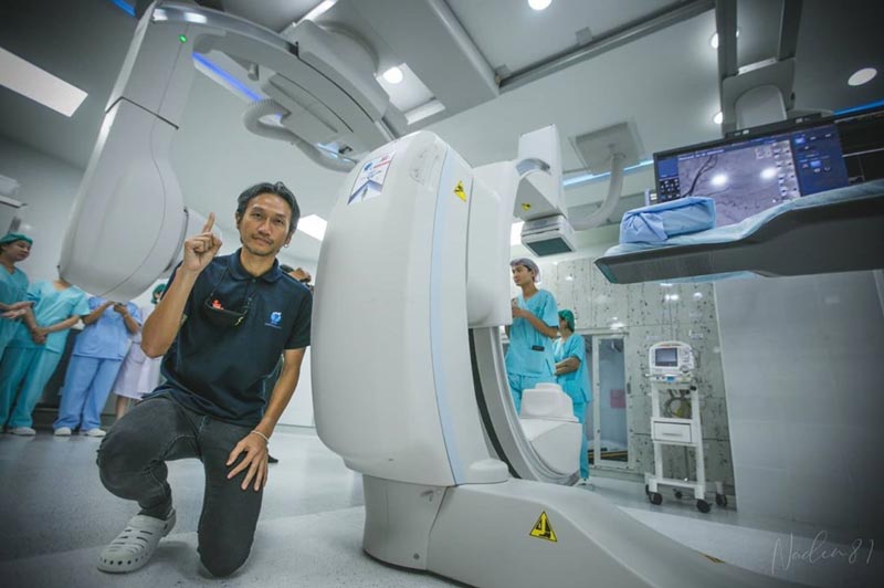 ก้าวคนละก้าว