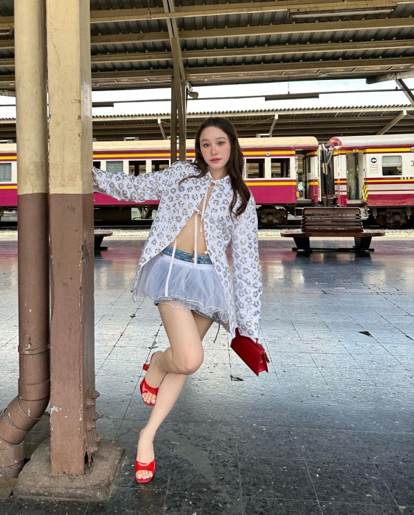 เบล ณัฐสิมา ศิริสุนทร