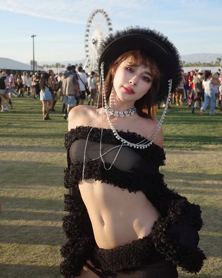 จันจิ จันจิรา กับแฟชั่นวันสงกรานต์ ที่ส่งตรงความแซ่บจากแคลิฟอร์เนีย