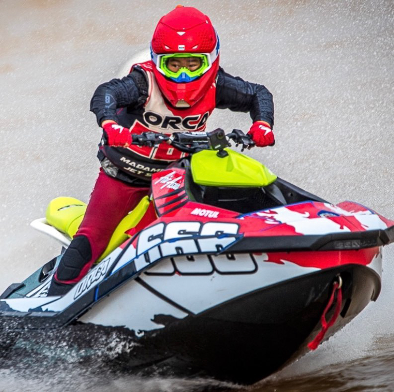 น้องออก้า ขี่เจ็ตสกีข้ามอ่าวไทย