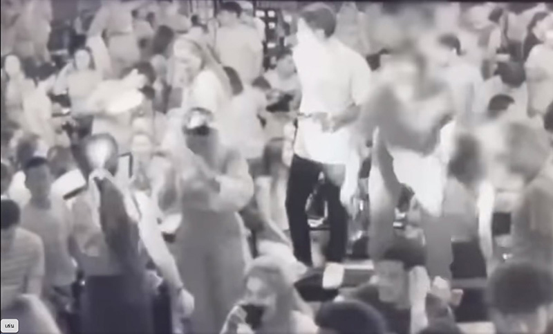  โจอี้ ภูวศิษฐ์ และวงขยี้แบนด์ เจอตัวตึงจังหวัดตราดป่วนคอนเสิร์ต