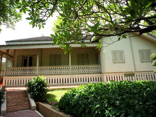 พระราชวังเดิม