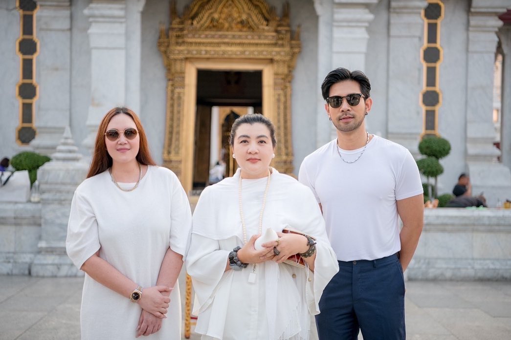 ทาทา ยัง