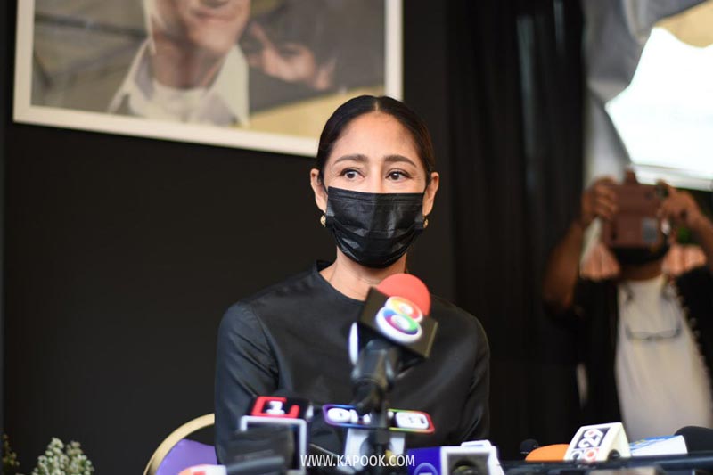 บรรยากาศงานพระราชทานเพลิงศพ ตั้ว ศรัณยู