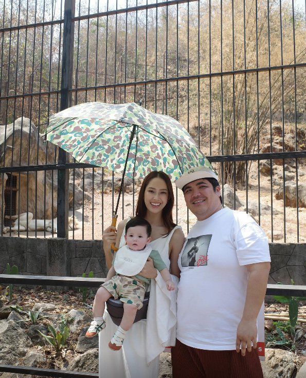 แจ็ค แฟนฉัน พา ใบหม่อน-น้องคากิ เที่ยวแบบครอบครัว แต่ชอตนี้กลับโดนดราม่า !?