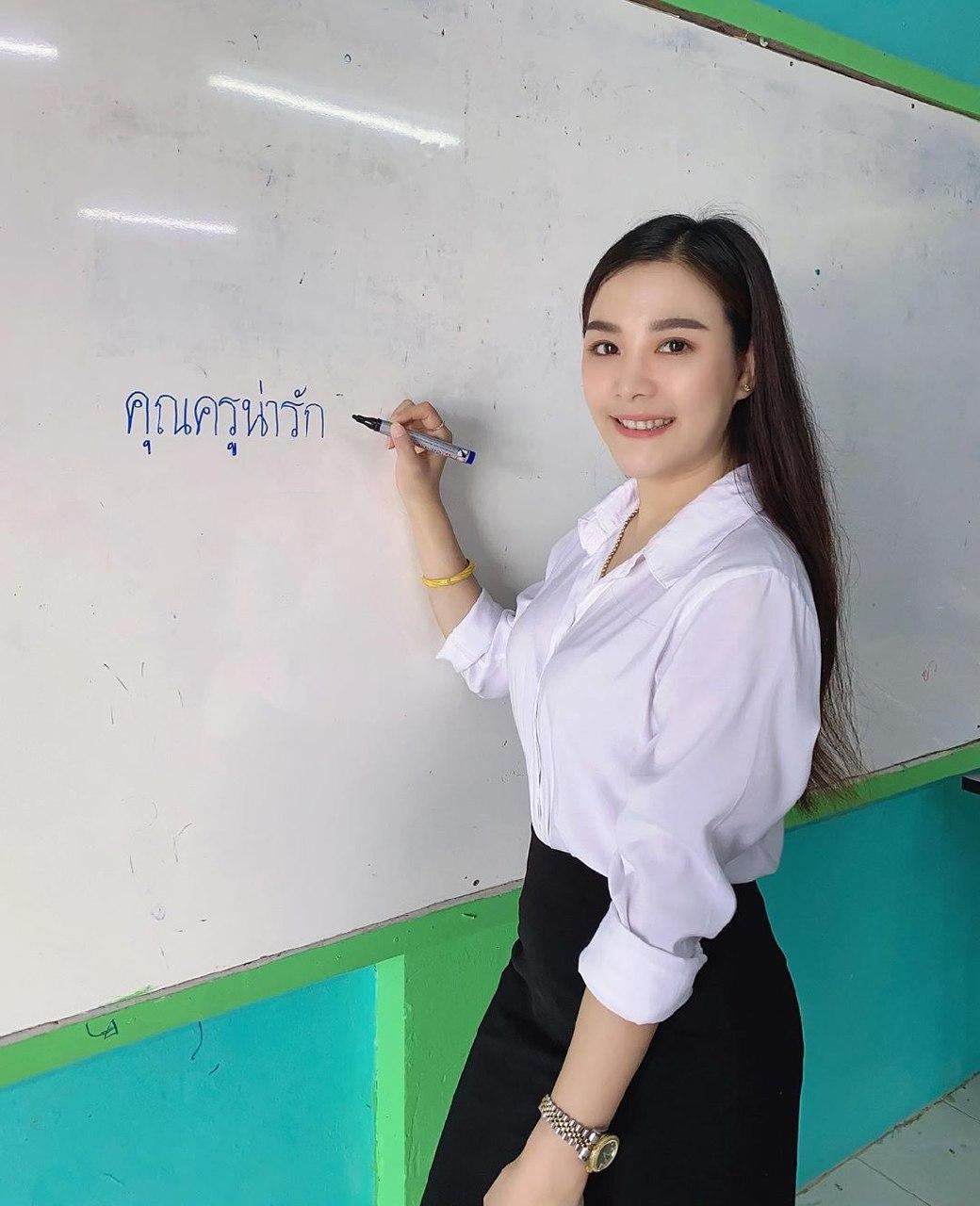 ครูแจ๋ว สุพัตรา