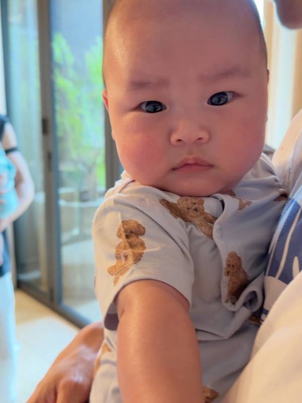 น้องพบรัก ลูก เจมส์ จิรายุ ปะทะ น้องภูคิญ ลูก อนันดา  