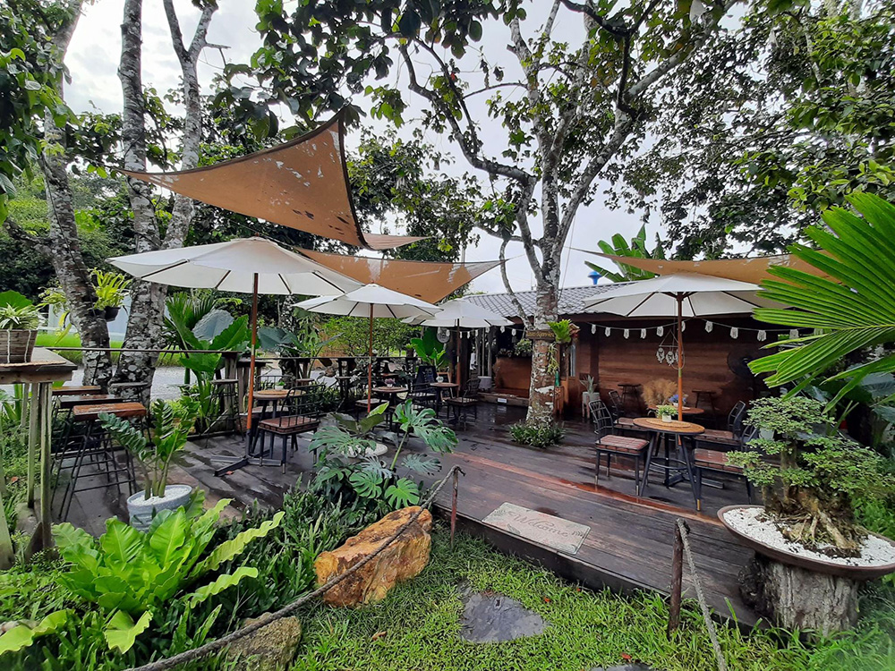 บ้านไร่พอเพียง แคมป์ปิ้ง&คาเฟ่