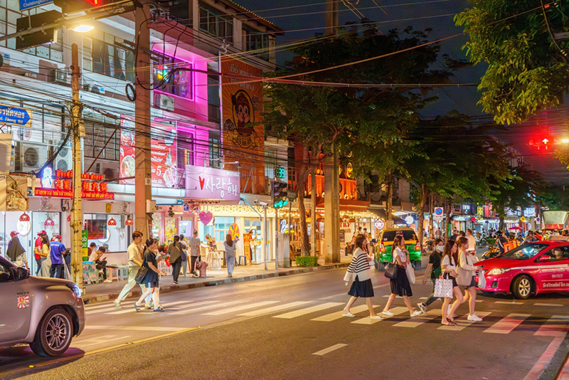 ของกิน ถนนบรรทัดทอง