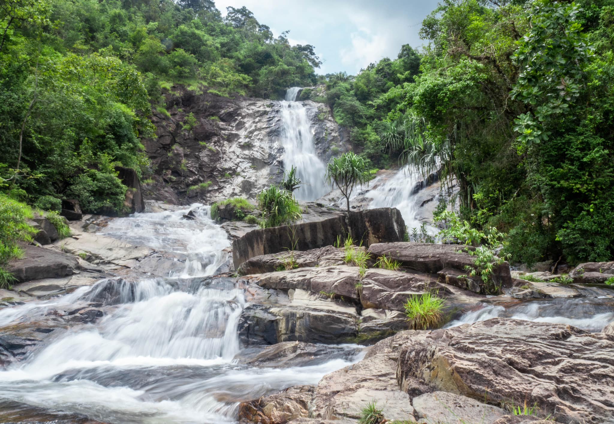 น้ำตกโตนงาช้าง