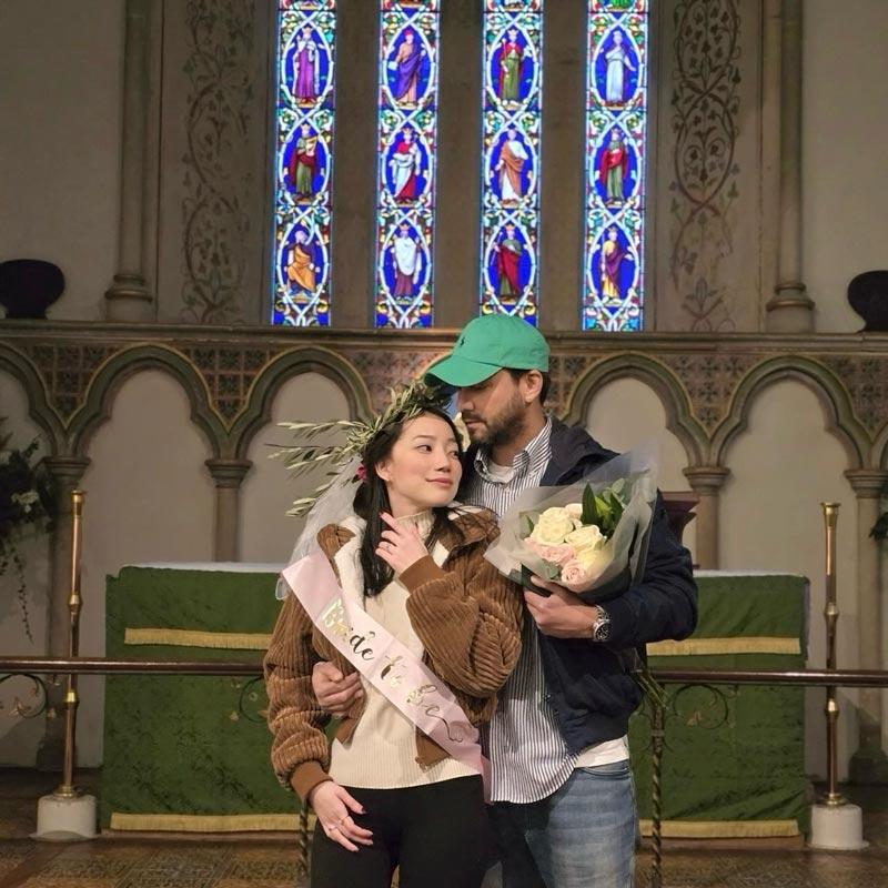 แอนดรูว์ กรเศก เซอร์ไพรส์ขอแฟนสาวแต่งงาน