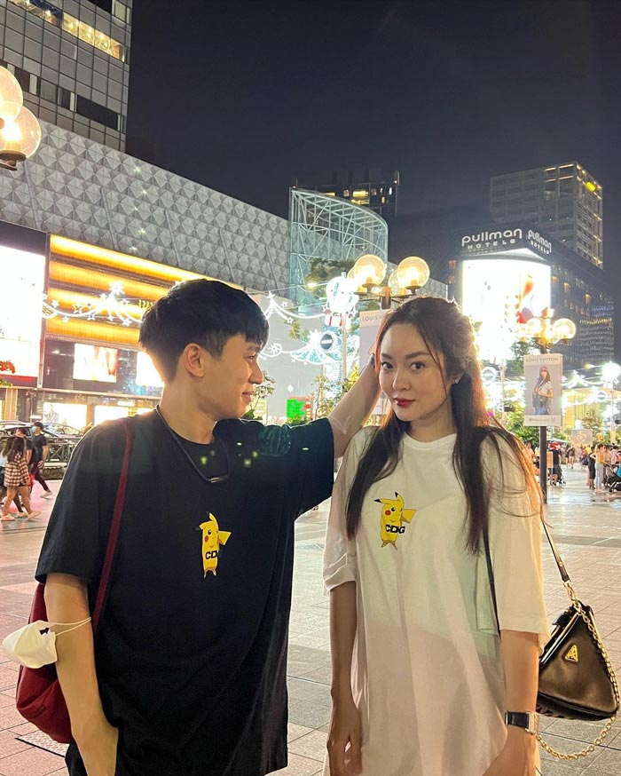 แก้มบุ๋ม พีท