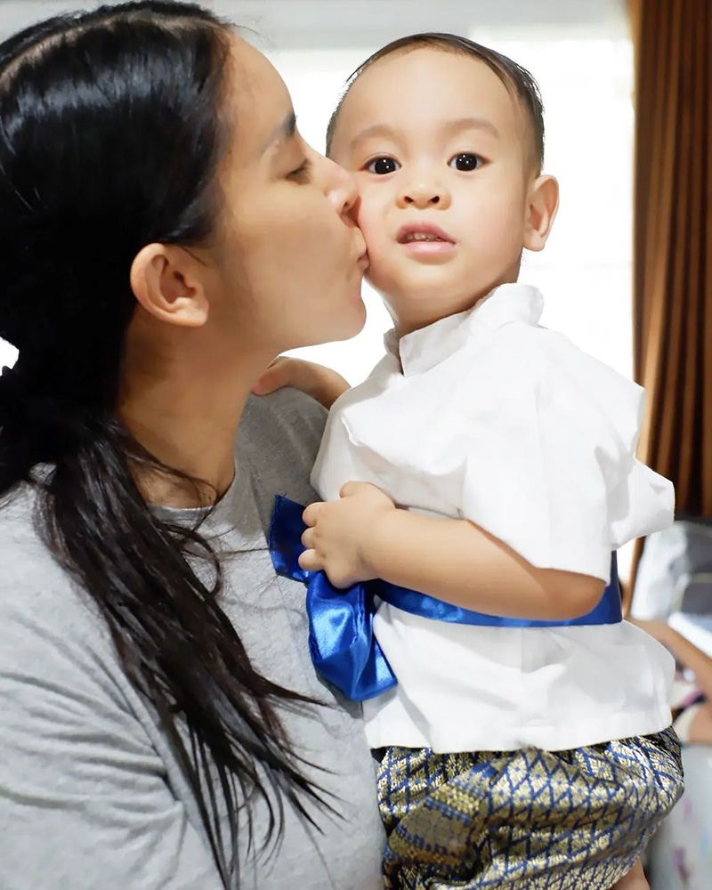  ใหม่ สุคนธวา