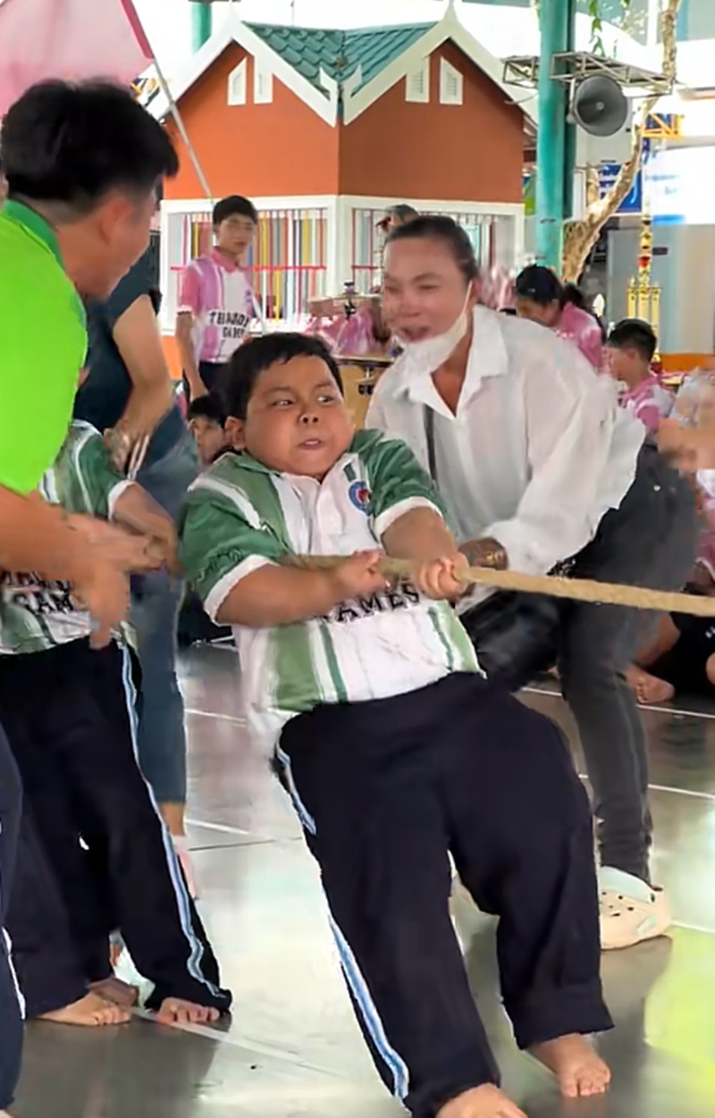 แข่งชักเย่อ