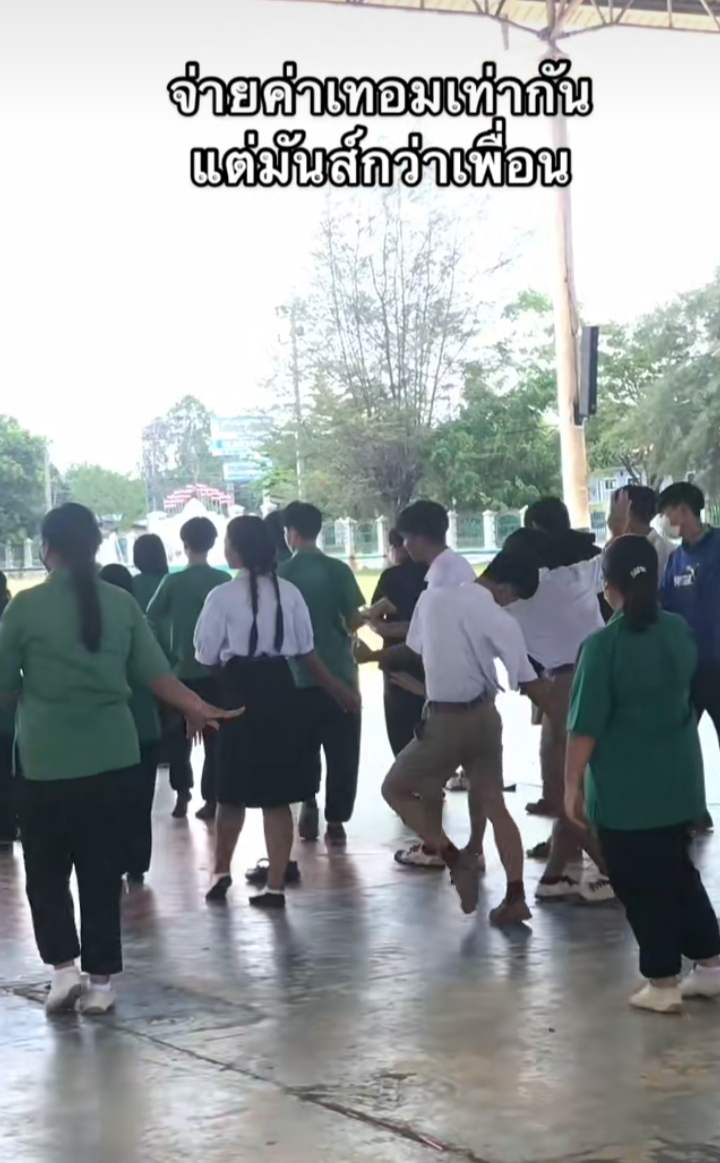 เรียนรำไทย