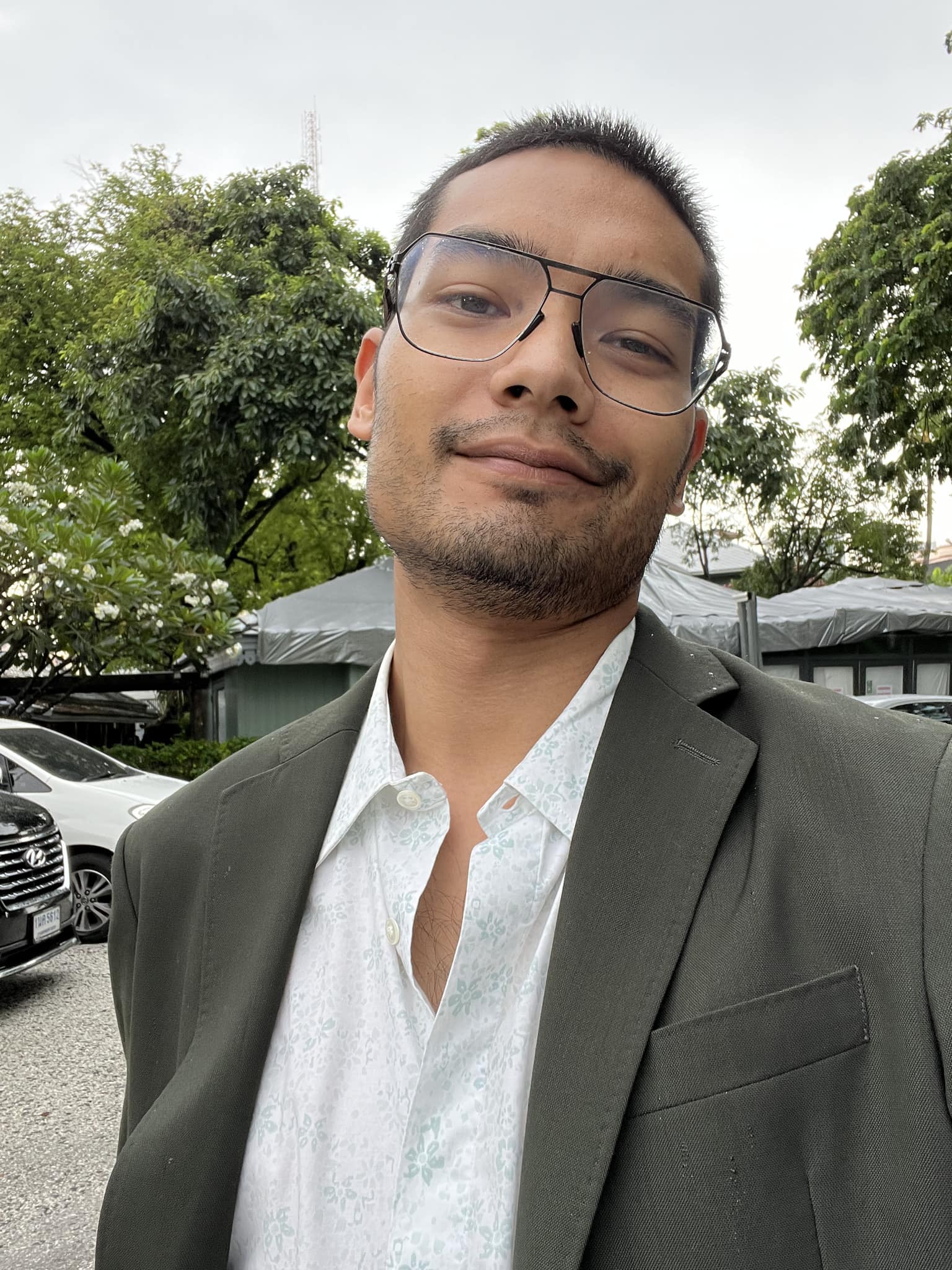 คุณชายอดัม 