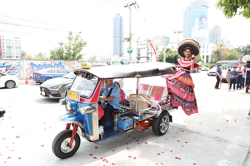 ส่องลุคเข้ากอง Miss Grand Thailand 2025 กับความอลังสุด