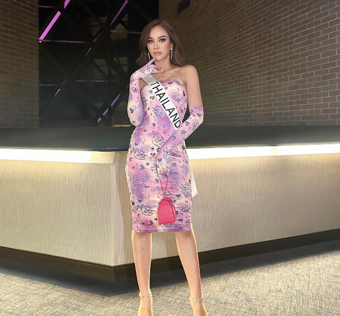 แอนนา เสืองามเอี่ยม