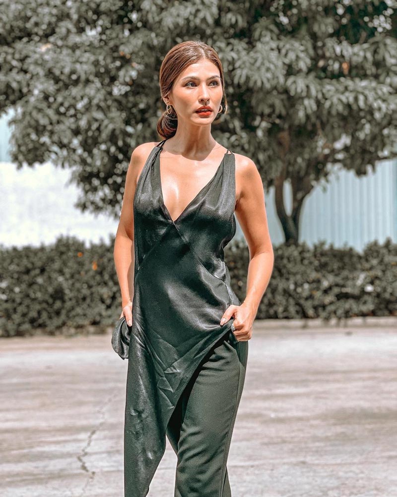 โบว์ เบญจศิริ