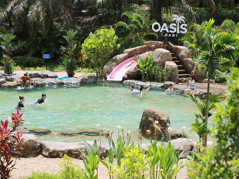 Oasis Krabi สระน้ำผุดทุ่งสูง