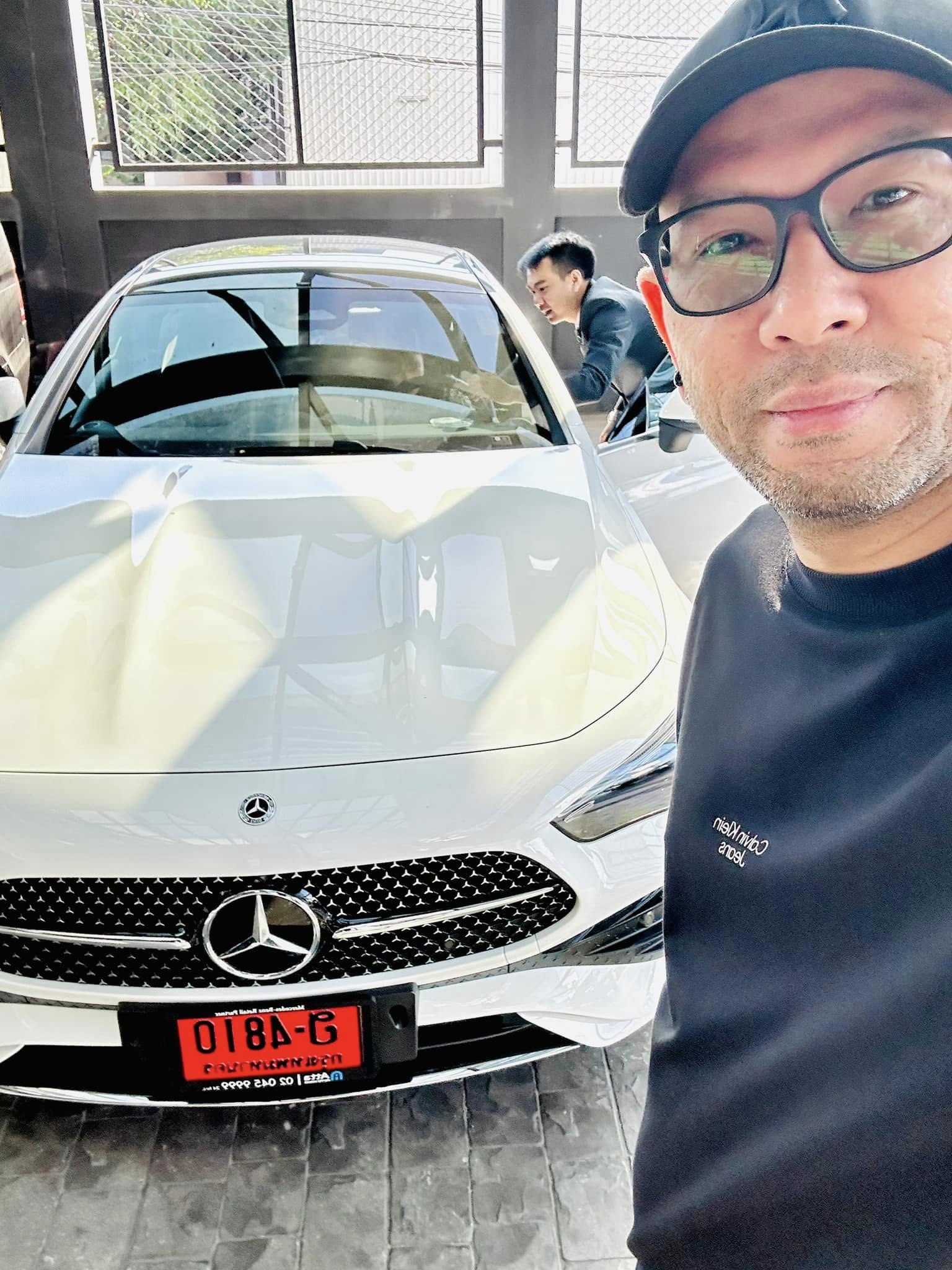 เอ๋ เชิญยิ้ม