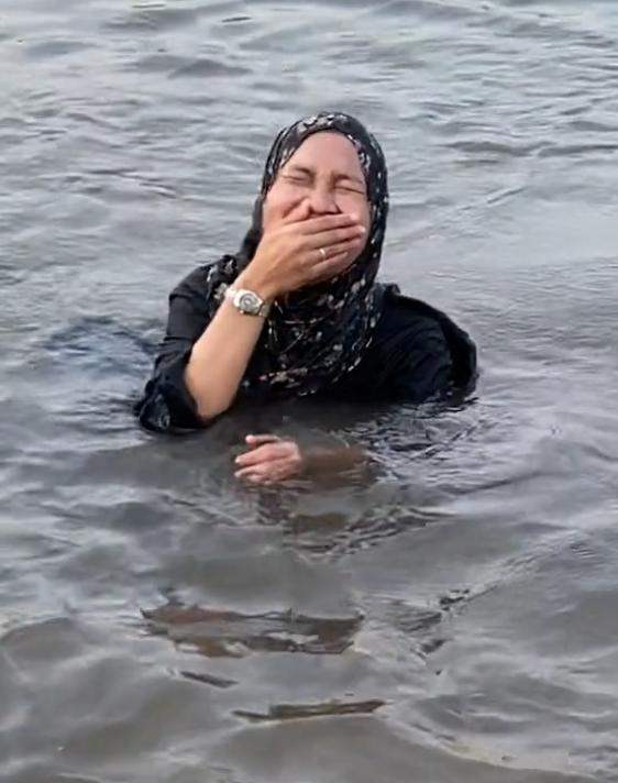 เสื้อยืด