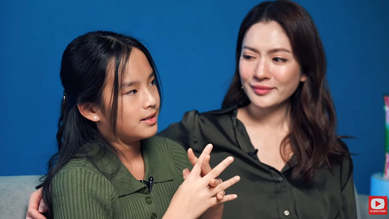 แอฟ ทักษอร กลั้นน้ำตาไม่อยู่ น้องปีใหม่ บอกหนูเชื่อในแม่ 