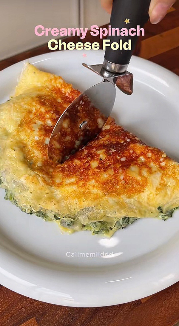 Creamy Spinach Cheese Fold เมนูผักโขมอบชีส อาหารว่าง สูตรอาหาร